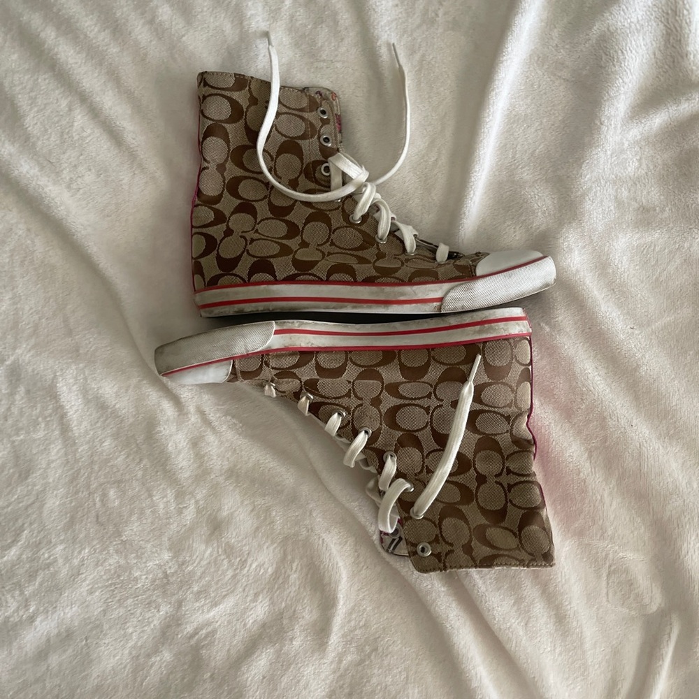 Coach Poppy high top converse style shoe Size 10